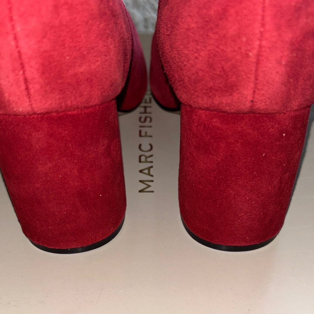 Marc Fisher Red Suede Pointed Toe Ankle Booties - Picture 5 of 7